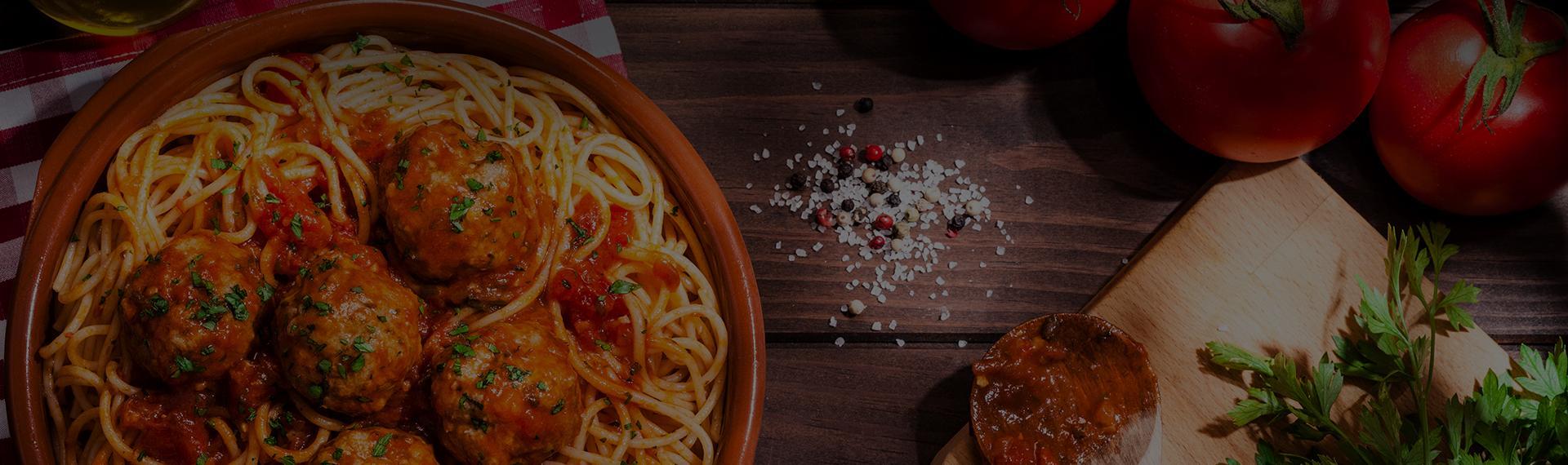 Spaghetti z pulpecikami mięsnymi Slajd #2